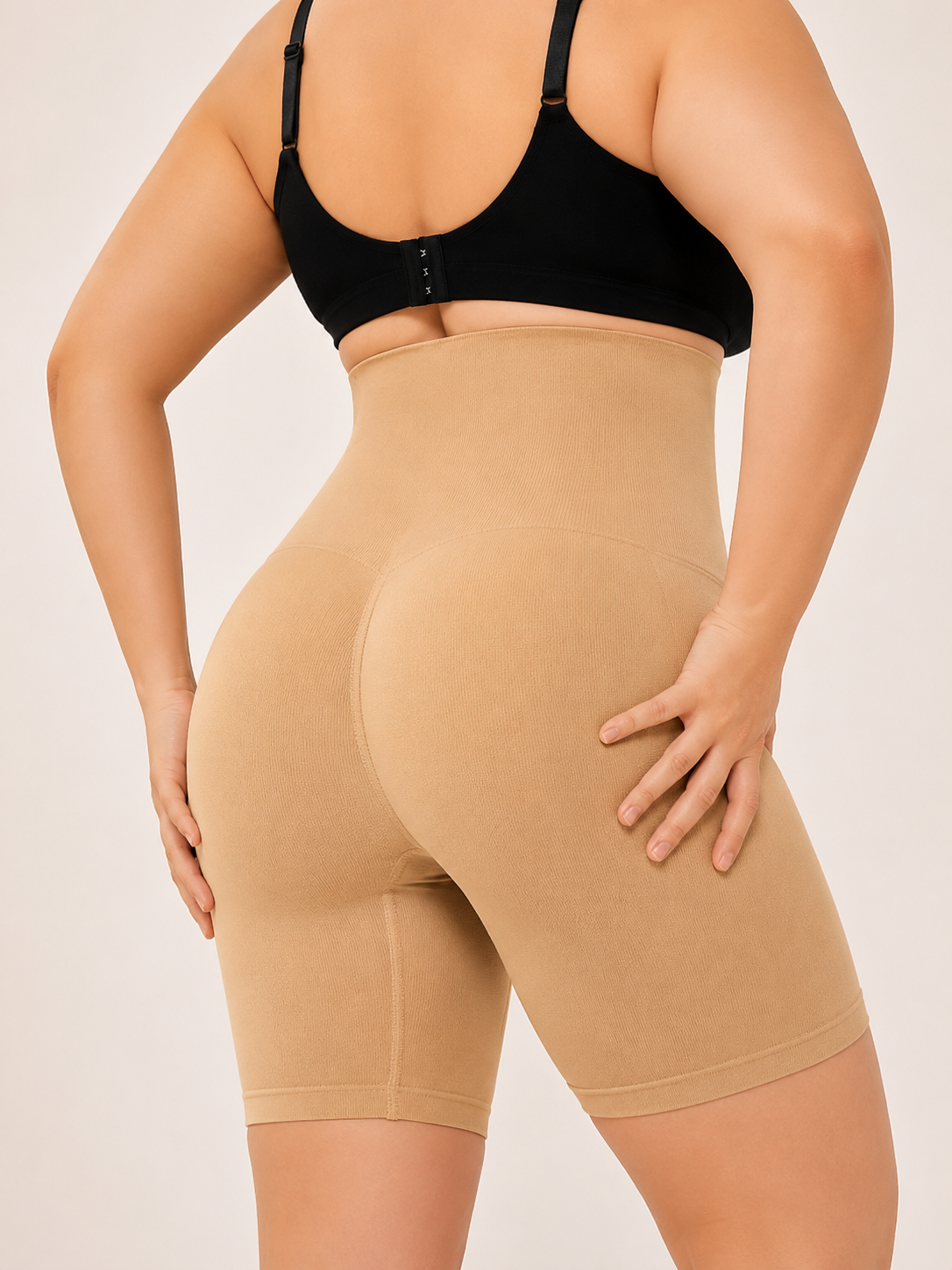 Svelina Sculpt – Högmidjade Formshorts